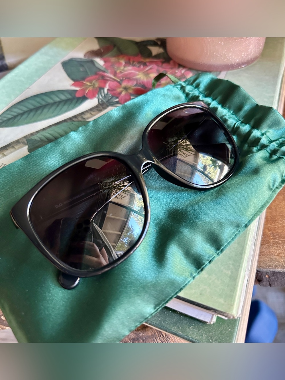 Dolce & Gabbana Black Oversized Women's Sunglasses D&G8080 501/8G 58-16 145 3N